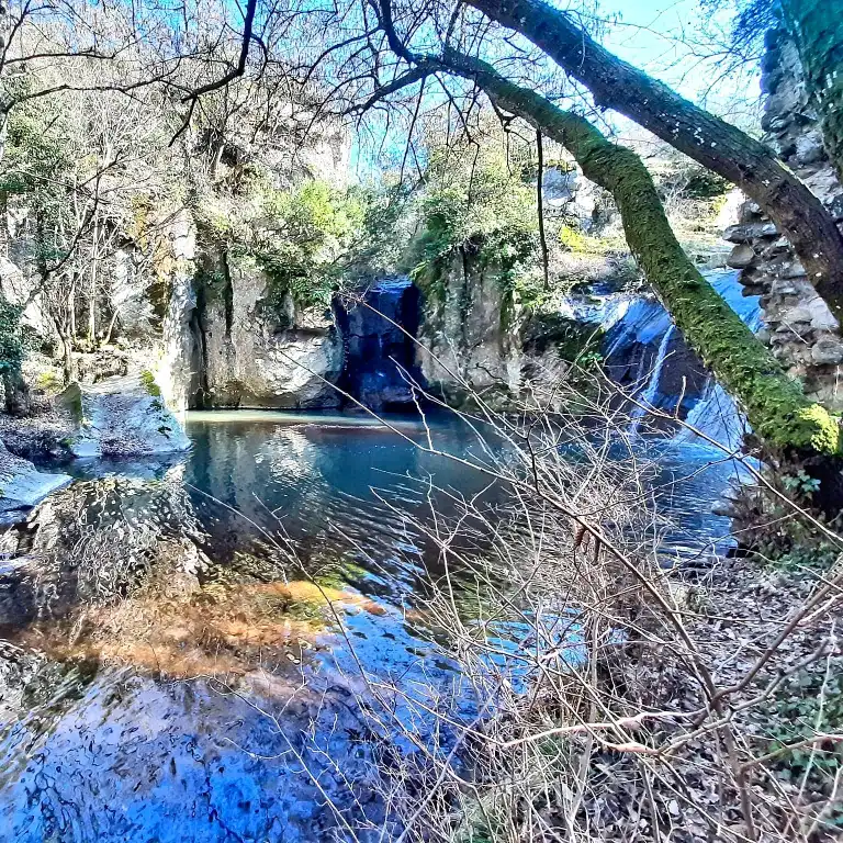 Corviano cascata del Martelluzzo