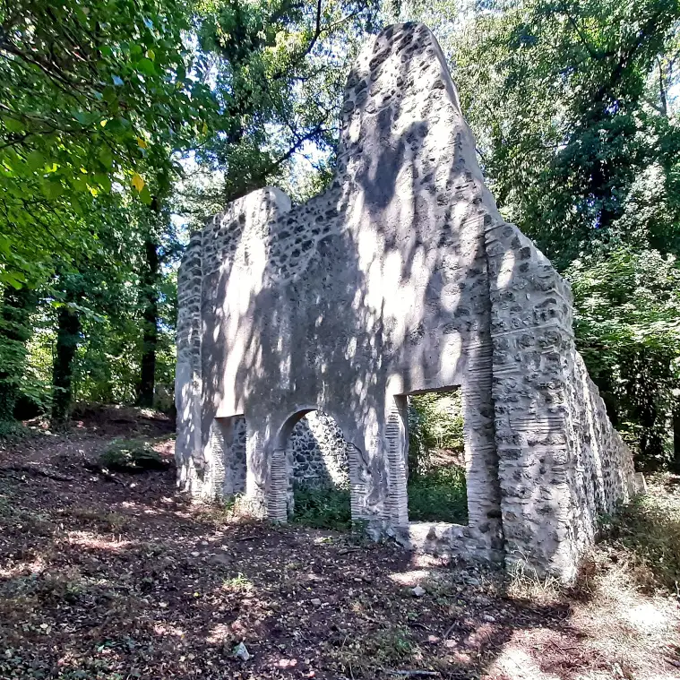 Riserva naturale lago di Vico stazione di posta dogana vecchia