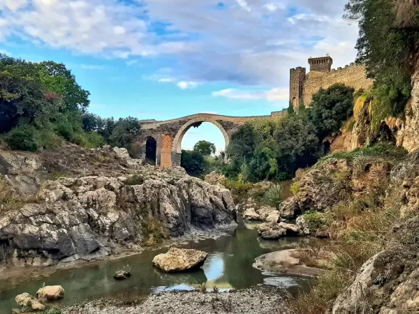 PARCO ARCHEOLOGICO NATURALISTICO DI VULCI E FIUME FIORA, MAGNIFICENZA DI ANTICHE CIVILTA' E NATURA RIGOGLIOSA
