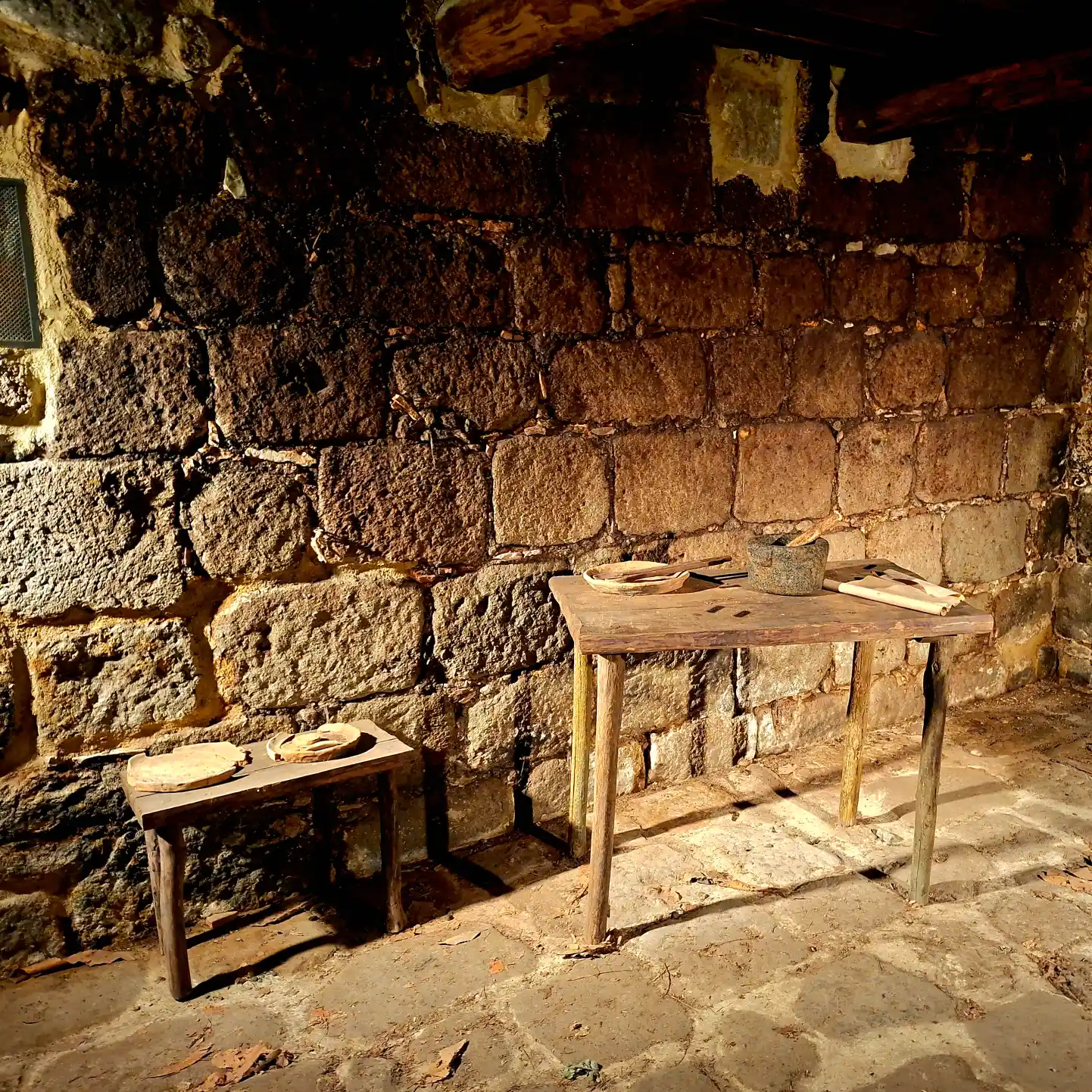 Vivo d'Orcia interno dell'Ermitello
